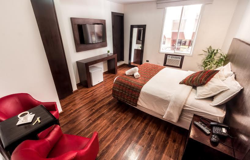 Hotel La Fontana กวายากิล ภายนอก รูปภาพ